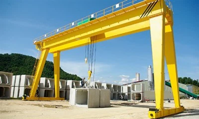 Портални кран од 20 тона